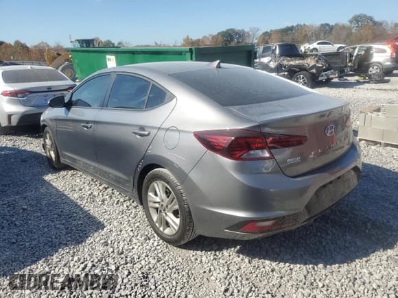 ✅ 2019 Hyundai Elantra Value Edition • VIN: 5NPD84LF3KH408726 • Lot: 92204965. Listed on Copart with 142,038 mi. Free auction sales archive from the USA and detailed vehicle history report at DreamBid. Image 2.