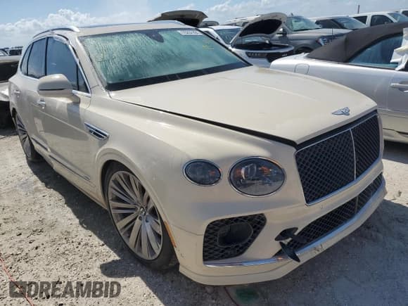 ✅ 2021 Bentley Bentayga Speed • VIN: SJAAR2ZV1MC038279 • Lot: 75237294. Listed on Copart with Not provided. Free auction sales archive from the USA and detailed vehicle history report at DreamBid. Image 4.