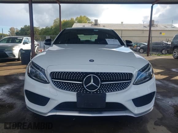 ✅ 2016 Mercedes-Benz C 450 AMG • VIN: 55SWF6EB6GU132325 • Lot: 43714616. Wystawiony na IAAI z przebiegiem 57 478 mil. Bezpłatny archiwum sprzedaży aukcyjnych z USA i szczegółowy raport historii pojazdu na DreamBid. Zdjęcie 12.