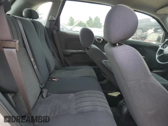 ✅ 2005 Chrysler PT Cruiser • VIN: 3C4FY48B35T569726 • Lot: 66520655. Wystawiony na Copart z przebiegiem 140 552 mil. Bezpłatny archiwum sprzedaży aukcyjnych z USA i szczegółowy raport historii pojazdu na DreamBid. Zdjęcie 11.