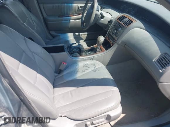 ✅ 2002 Toyota Avalon XL • VIN: 4T1BF28B02U241167 • Lot: 43228767. Wystawiony na IAAI z przebiegiem 333 202 mil. Bezpłatny archiwum sprzedaży aukcyjnych z USA i szczegółowy raport historii pojazdu na DreamBid. Zdjęcie 5.