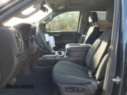 ✅ 2022 Chevrolet Silverado 1500 RST • VIN: 1GCUYEED6NZ105552 • Лот: 85484795. Опубликован ранее на Copart с пробегом 56 148 миль. Бесплатный доступ к архиву аукционных продаж из США и подробный отчёт об истории автомобиля на DreamBid. Изображение 7.