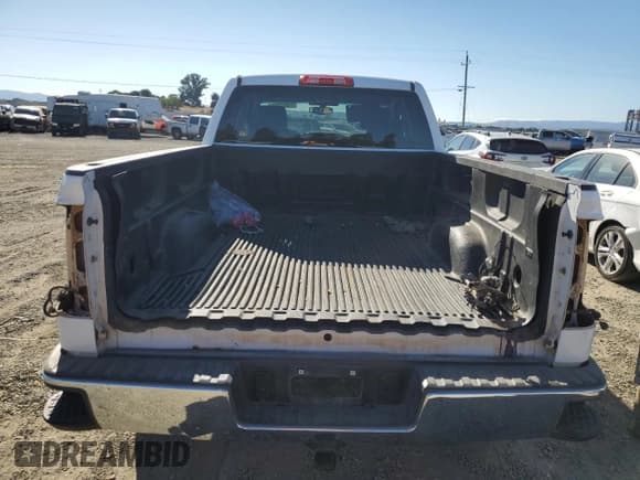 ✅ 2015 Chevrolet Silverado 1500 LS • VIN: 1GCVKPEC8FZ164726 • Лот: 71057074. Опубликован ранее на Copart с пробегом Не указан. Бесплатный доступ к архиву аукционных продаж из США и подробный отчёт об истории автомобиля на DreamBid. Изображение 6.