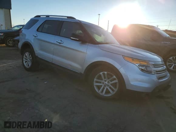✅ 2015 Ford Explorer XLT • VIN: 1FM5K8D83FGC03958 • Lot: 91534865. Listed on Copart with 162,936 mi. Free auction sales archive from the USA and detailed vehicle history report at DreamBid. Image 4.