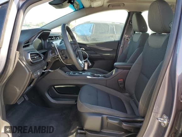 ✅ 2023 Chevrolet Bolt EV 1LT • VIN: 1G1FW6S08P4169767 • Lot: 77887634. Wystawiony na Copart z przebiegiem 9 715 mil. Bezpłatny archiwum sprzedaży aukcyjnych z USA i szczegółowy raport historii pojazdu na DreamBid. Zdjęcie 7.