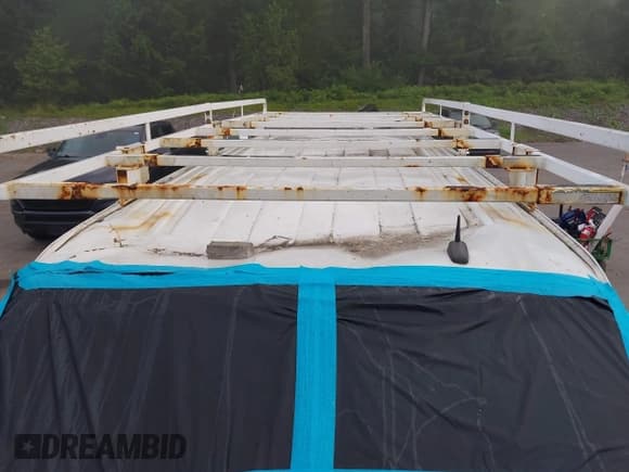 ✅ 2014 Chevrolet Express Cargo • VIN: 1GCSGAFX6E1191777 • Lot: 42728464. Listed on IAAI with 168,077 mi. Free auction sales archive from the USA and detailed vehicle history report at DreamBid. Image 18.