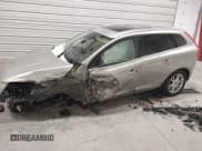 ✅ 2015 Volvo XC60 T5 Drive-E Premier Plus • VIN: YV440MDC6F2616258 • Лот: 41530303. Опубликован ранее на IAAI с пробегом 129 950 миль. Бесплатный доступ к архиву аукционных продаж из США и подробный отчёт об истории автомобиля на DreamBid. Изображение 15.