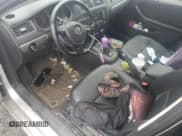 ✅ 2015 Volkswagen Jetta SE • VIN: 3VWD07AJXFM243089 • Лот: 52066415. Опубликован ранее на Copart с пробегом 116 037 миль. Бесплатный доступ к архиву аукционных продаж из США и подробный отчёт об истории автомобиля на DreamBid. Изображение 8.