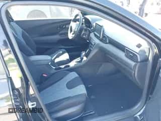 2020 Hyundai Veloster 2.0 z VIN KMHTG6AF6LU023533, wystawiony jako IAAI lot #41742430 z przebiegiem 95 531 mil mil oraz . Historia ofert i sprzedaży dostępna na DreamBid. Obrazek 5.