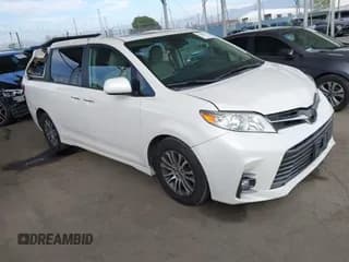 ✅ 2020 Toyota Sienna XLE Premium • VIN: 5TDYZ3DC0LS034200 • Lot: 43508276. Wystawiony na IAAI z przebiegiem 93 424 mil. Bezpłatny archiwum sprzedaży aukcyjnych z USA i szczegółowy raport historii pojazdu na DreamBid. Zdjęcie 1.