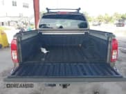 ✅ 2007 Nissan Frontier SE • VIN: 1N6AD07U67C439422 • Lot: 42511530. Wystawiony na IAAI z przebiegiem 236 519 mil. Bezpłatny archiwum sprzedaży aukcyjnych z USA i szczegółowy raport historii pojazdu na DreamBid. Zdjęcie 16.