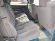 ✅ 2003 Chevrolet Tahoe LT • VIN: 1GNEC13Z33R191305 • Lot: 41716620. Wystawiony na IAAI z przebiegiem 262 147 mil. Bezpłatny archiwum sprzedaży aukcyjnych z USA i szczegółowy raport historii pojazdu na DreamBid. Zdjęcie 8.