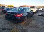 ✅ 2017 Nissan Altima S • VIN: 1N4AL3APXHC249513 • Lot: 43586360. Wystawiony na IAAI z przebiegiem 78 835 mil. Bezpłatny archiwum sprzedaży aukcyjnych z USA i szczegółowy raport historii pojazdu na DreamBid. Zdjęcie 4.