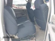 ✅ 2005 Chevrolet Silverado 2500HD LT • VIN: 1GCHK23295F952151 • Lot: 41400197. Wystawiony na IAAI z przebiegiem 285 971 mil. Bezpłatny archiwum sprzedaży aukcyjnych z USA i szczegółowy raport historii pojazdu na DreamBid. Zdjęcie 8.