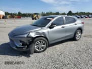 ✅ 2024 Buick Envista Preferred • VIN: KL47LAE28RB022586 • Lot: 81574315. Wystawiony na Copart z przebiegiem 72 175 mil. Bezpłatny archiwum sprzedaży aukcyjnych z USA i szczegółowy raport historii pojazdu na DreamBid. Zdjęcie 1.