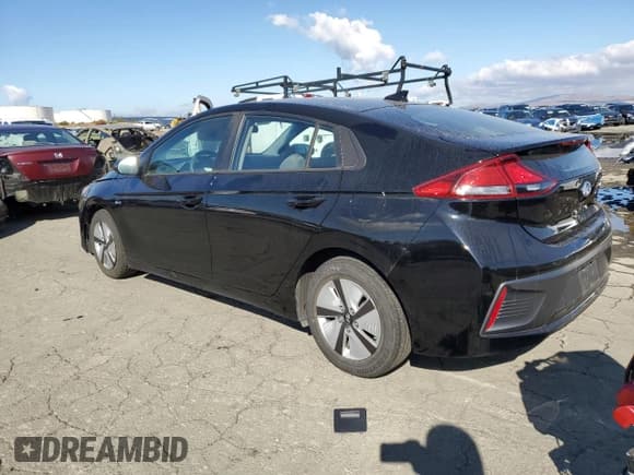 ✅ 2020 Hyundai Ioniq Blue • VIN: KMHC65LC7LU234062 • Lot: 82421715. Listed on Copart with 142,468 mi. Free auction sales archive from the USA and detailed vehicle history report at DreamBid. Image 2.