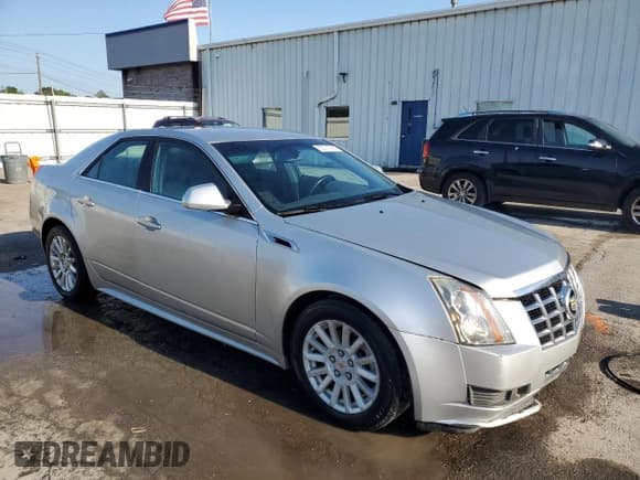 ✅ 2013 Cadillac CTS Luxury • VIN: 1G6DG5E56D0123647 • Lot: 53886095. Wystawiony na Copart z przebiegiem 151 642 mil. Bezpłatny archiwum sprzedaży aukcyjnych z USA i szczegółowy raport historii pojazdu na DreamBid. Zdjęcie 4.