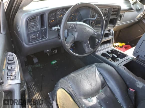 ✅ 2006 Chevrolet Silverado 2500HD Work Truck • VIN: 1GCHC23U16F145638 • Лот: 56349655. Опубликован ранее на Copart с пробегом Не указан. Бесплатный доступ к архиву аукционных продаж из США и подробный отчёт об истории автомобиля на DreamBid. Изображение 8.