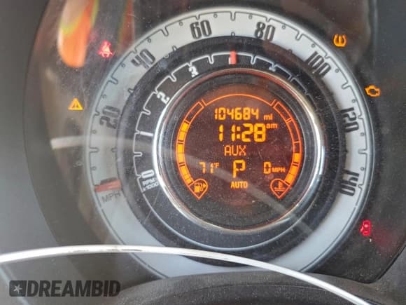 ✅ 2012 FIAT 500 Pop • VIN: 3C3CFFAR2CT212342 • Lot: 93898775. Wystawiony na Copart z przebiegiem 104 684 mil. Bezpłatny archiwum sprzedaży aukcyjnych z USA i szczegółowy raport historii pojazdu na DreamBid. Zdjęcie 9.