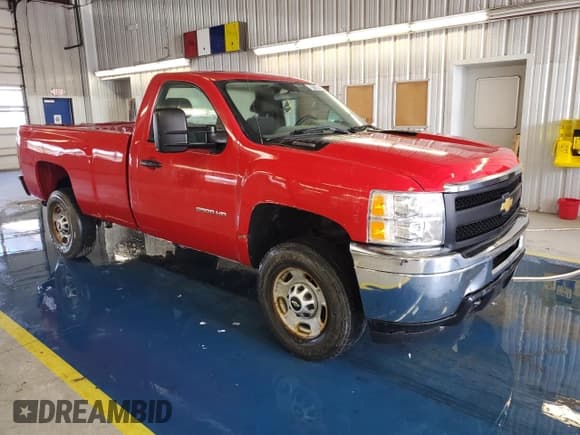 ✅ 2013 Chevrolet Silverado 2500HD Work Truck • VIN: 1GC0CVCG4DF208253 • Лот: 69128965. Опубликован ранее на Copart с пробегом 226 137 миль. Бесплатный доступ к архиву аукционных продаж из США и подробный отчёт об истории автомобиля на DreamBid. Изображение 4.