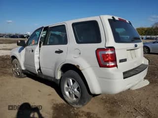 ✅ 2012 Ford Escape XLS • VIN: 1FMCU0C72CKA63065 • Lot: 85416095. Wystawiony na Copart z przebiegiem Nie podano. Bezpłatny archiwum sprzedaży aukcyjnych z USA i szczegółowy raport historii pojazdu na DreamBid. Zdjęcie 2.