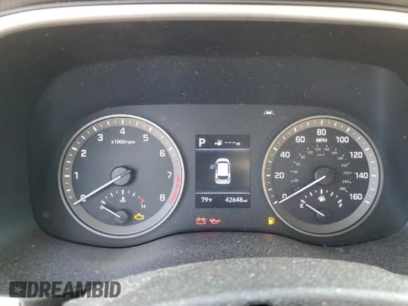 2019 Hyundai Tucson SE z VIN KM8J23A45KU869928, wystawiony jako Copart lot #87183485 z przebiegiem 42 648 mil mil oraz Szkoda całkowita • Salvage title. Historia ofert i sprzedaży dostępna na DreamBid. Obrazek 9.