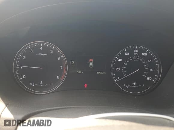 ✅ 2015 Hyundai Genesis 3.8L • VIN: KMHGN4JE8FU058842 • Lot: 61799414. Wystawiony na Copart z przebiegiem 69 693 mil. Bezpłatny archiwum sprzedaży aukcyjnych z USA i szczegółowy raport historii pojazdu na DreamBid. Zdjęcie 9.