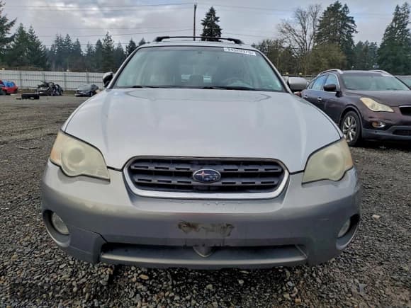 ✅ 2006 Subaru Legacy Outback Limited • VIN: 4S4BP62C366361609 • Lot: 94520375. Listed on Copart with 233,776 mi. Free auction sales archive from the USA and detailed vehicle history report at DreamBid. Image 5.
