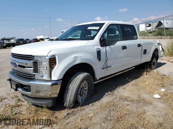 ✅ 2019 Ford F-350 XL • VIN: 1FT8W3BT4KEF74066 • Лот: 69197185. Опубликован ранее на Copart с пробегом 100 260 миль. Бесплатный доступ к архиву аукционных продаж из США и подробный отчёт об истории автомобиля на DreamBid. Изображение 1.