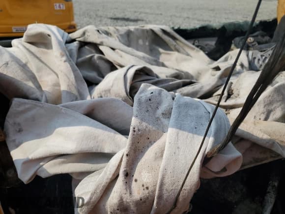 ✅ 2017 Toyota RAV4 XLE • VIN: JTMRJREV1HD130449 • Лот: 67815135. Опубликован ранее на Copart с пробегом Не указан. Бесплатный доступ к архиву аукционных продаж из США и подробный отчёт об истории автомобиля на DreamBid. Изображение 9.