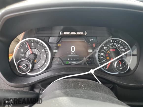 ✅ 2024 Ram 1500 Big Horn • VIN: 1C6SRFFT6RN112862 • Lot: 47067325. Listed on Copart with 17,685 mi. Free auction sales archive from the USA and detailed vehicle history report at DreamBid. Image 9.