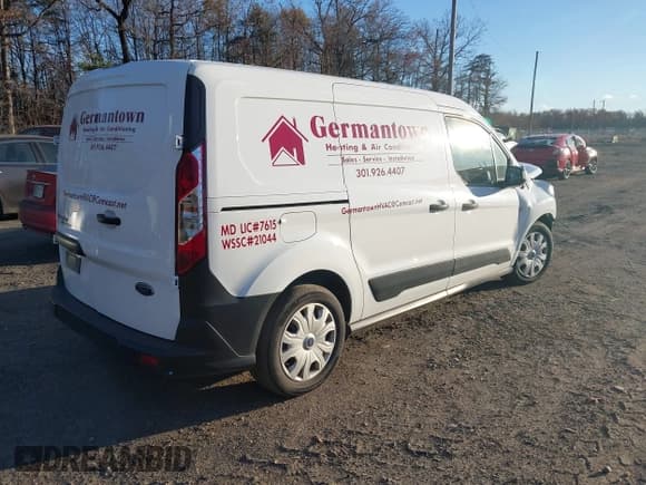 ✅ 2022 Ford Transit Connect XL • VIN: NM0LS7S24N1521316 • Lot: 43665410. Listed on IAAI with 44,181 mi. Free auction sales archive from the USA and detailed vehicle history report at DreamBid. Image 4.