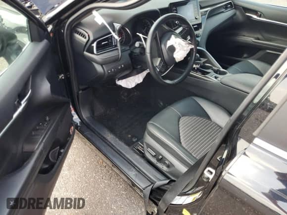 2021 Toyota Camry SE с VIN 4T1G11BK9MU025473, выставлен на аукционе Copart как лот 65742085 с пробегом 73 972 миль миль и Списание • Salvage title. История ставок и продаж доступна на DreamBid. Изображение 8.