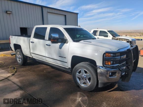 ✅ 2015 Chevrolet Silverado 2500HD LTZ • VIN: 1GC1KWE87FF106595 • Лот: 50557155. Опубликован ранее на Copart с пробегом 158 001 миль. Бесплатный доступ к архиву аукционных продаж из США и подробный отчёт об истории автомобиля на DreamBid. Изображение 4.