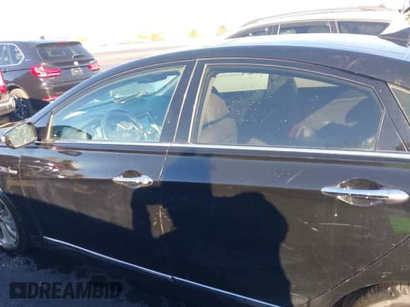 2015 Hyundai Sonata Limited с VIN KMHEC4A47FA124593, выставлен на аукционе IAAI как лот 43525202 с пробегом 114 881 миль миль и . История ставок и продаж доступна на DreamBid. Изображение 15.