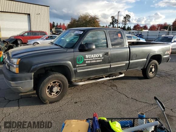 ✅ 2003 Chevrolet Silverado 2500HD LS • VIN: 1GCHK29U03E249694 • Lot: 87290335. Wystawiony na Copart z przebiegiem Nie podano. Bezpłatny archiwum sprzedaży aukcyjnych z USA i szczegółowy raport historii pojazdu na DreamBid. Zdjęcie 1.