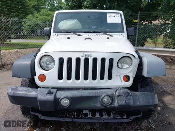 ✅ 2012 Jeep Wrangler Rubicon • VIN: 1C4BJWCG5CL151534 • Lot: 42284797. Listed on IAAI with 114,719 mi. Free auction sales archive from the USA and detailed vehicle history report at DreamBid. Image 12.