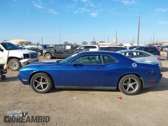 ✅ 2010 Dodge Challenger SE • VIN: 2B3CJ4DV8AH159175 • Lot: 41405959. Wystawiony na IAAI z przebiegiem 169 870 mil. Bezpłatny archiwum sprzedaży aukcyjnych z USA i szczegółowy raport historii pojazdu na DreamBid. Zdjęcie 14.