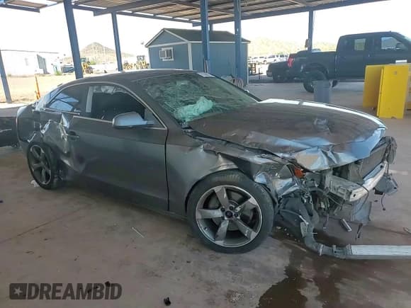 ✅ 2013 Audi A5 Premium • VIN: WAUCFAFR4DA017033 • Лот: 81689635. Опубликован ранее на Copart с пробегом 166 600 миль. Бесплатный доступ к архиву аукционных продаж из США и подробный отчёт об истории автомобиля на DreamBid. Изображение 14.