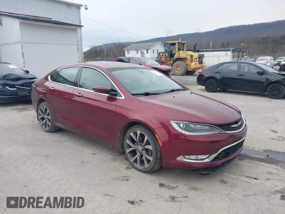 ✅ 2015 Chrysler 200 C • VIN: 1C3CCCEG9FN589559 • Lot: 43735391. Listed on IAAI with 105,909 mi. Free auction sales archive from the USA and detailed vehicle history report at DreamBid. Image 1.