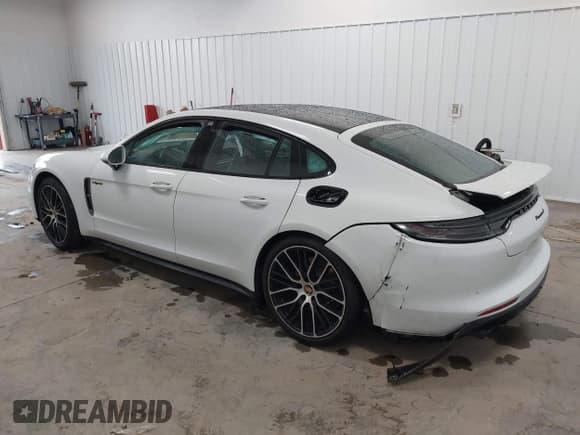 ✅ 2023 Porsche Panamera 4 E-Hybrid • VIN: WP0AE2A73PL120302 • Lot: 43021909. Wystawiony na IAAI z przebiegiem Nie podano. Bezpłatny archiwum sprzedaży aukcyjnych z USA i szczegółowy raport historii pojazdu na DreamBid. Zdjęcie 3.