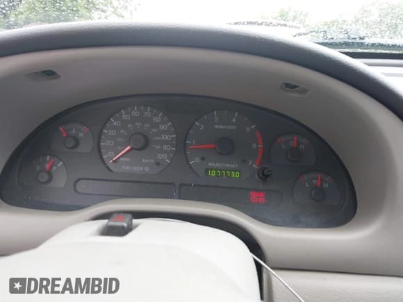 ✅ 2002 Ford Mustang Deluxe • VIN: 1FAFP44492F221578 • Lot: 42242232. Listed on IAAI with 107,773 mi. Free auction sales archive from the USA and detailed vehicle history report at DreamBid. Image 7.