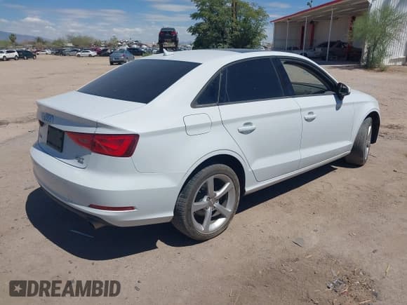 ✅ 2015 Audi A3 Premium • VIN: WAUBFGFFXF1001801 • Lot: 42575023. Listed on IAAI with 173,959 mi. Free auction sales archive from the USA and detailed vehicle history report at DreamBid. Image 4.