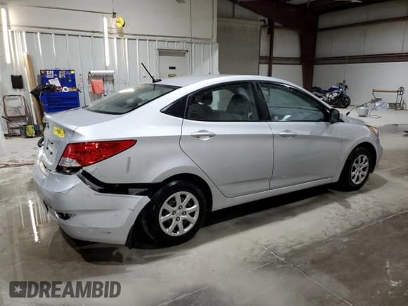 ✅ 2013 Hyundai Accent GLS • VIN: KMHCT4AEXDU299027 • Лот: 71613794. Опубликован ранее на Copart с пробегом 63 993 миль. Бесплатный доступ к архиву аукционных продаж из США и подробный отчёт об истории автомобиля на DreamBid. Изображение 3.