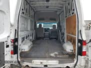 ✅ 2014 Nissan NV Cargo SV • VIN: 1N6BF0LY1EN111091 • Lot: 49246365. Wystawiony na Copart z przebiegiem 195 480 mil. Bezpłatny archiwum sprzedaży aukcyjnych z USA i szczegółowy raport historii pojazdu na DreamBid. Zdjęcie 10.