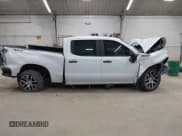✅ 2020 Chevrolet Silverado 1500 LT Trail Boss • VIN: 1GCPYFED8LZ333908 • Lot: 42949288. Wystawiony na IAAI z przebiegiem Nie podano. Bezpłatny archiwum sprzedaży aukcyjnych z USA i szczegółowy raport historii pojazdu na DreamBid. Zdjęcie 13.