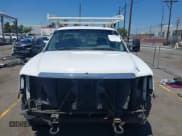 ✅ 2007 GMC Sierra 2500HD Work Truck • VIN: 1GDHC24K17E586069 • Lot: 42832256. Wystawiony na IAAI z przebiegiem 410 233 mil. Bezpłatny archiwum sprzedaży aukcyjnych z USA i szczegółowy raport historii pojazdu na DreamBid. Zdjęcie 13.