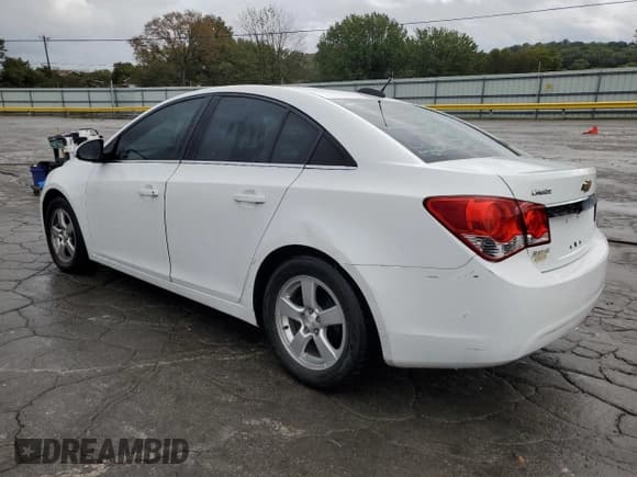 ✅ 2015 Chevrolet Cruze LT • VIN: 1G1PC5SB1F7161953 • Лот: 85519735. Опубликован ранее на Copart с пробегом 160 009 миль. Бесплатный доступ к архиву аукционных продаж из США и подробный отчёт об истории автомобиля на DreamBid. Изображение 2.