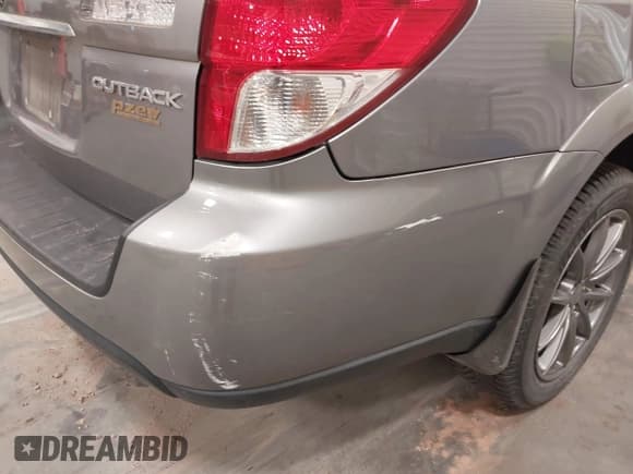 ✅ 2009 Subaru Outback Special Edition • VIN: 4S4BP61C597332659 • Lot: 43885625. Listed on IAAI with 89,110 mi. Free auction sales archive from the USA and detailed vehicle history report at DreamBid. Image 6.