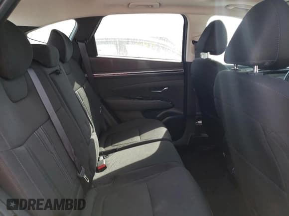 ✅ 2022 Hyundai Tucson SEL • VIN: 5NMJF3AE3NH100728 • Lot: 40122433. Wystawiony na Copart z przebiegiem 17 895 mil. Bezpłatny archiwum sprzedaży aukcyjnych z USA i szczegółowy raport historii pojazdu na DreamBid. Zdjęcie 11.